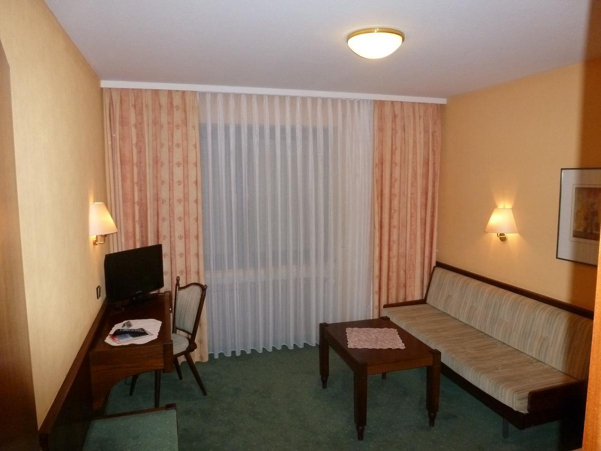 Hotel Am Schoenbuchrand Tübingen Dış mekan fotoğraf